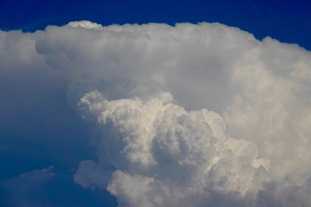 Thunderstorms produce flash flood conditions in eastern San Diego County