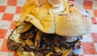 New Taco Burger in Bedford gives the people what they want