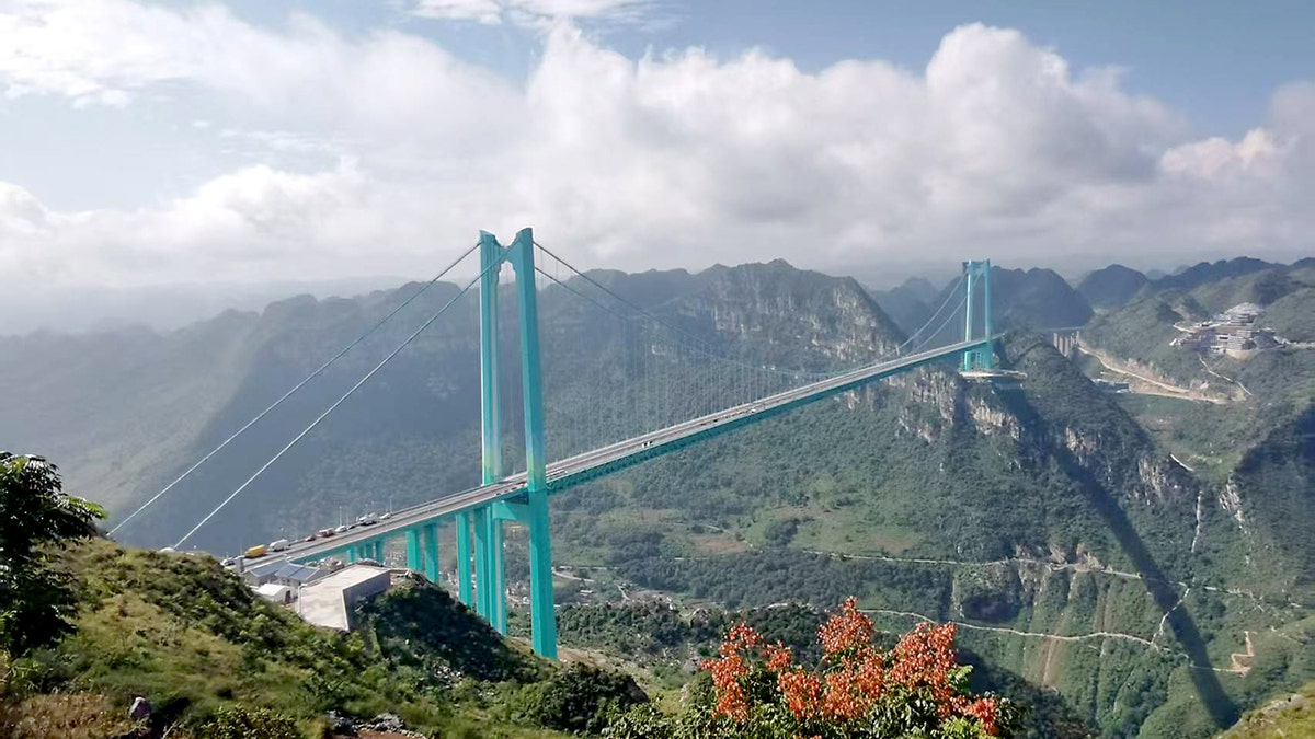 The world's tallest bridge in China.