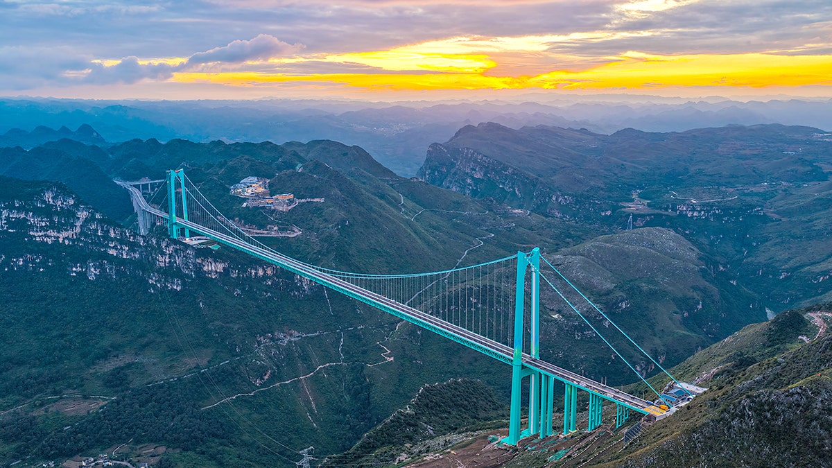 The world's tallest bridge in China.