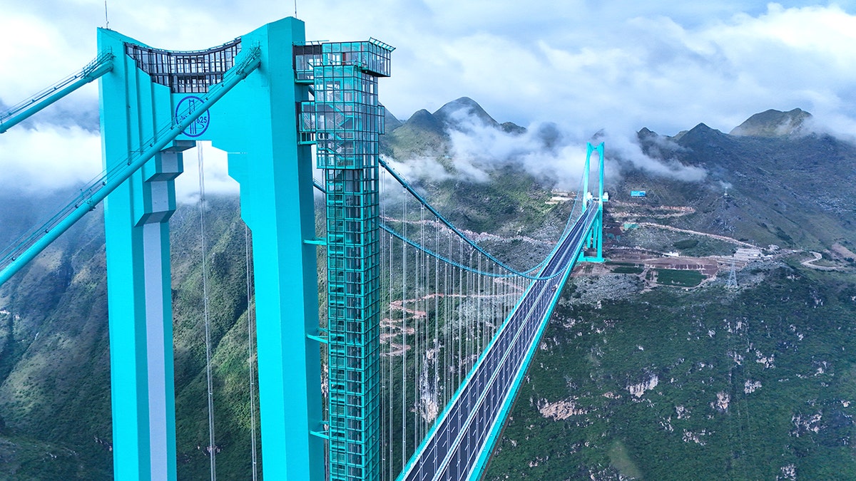 The world's tallest bridge in China.