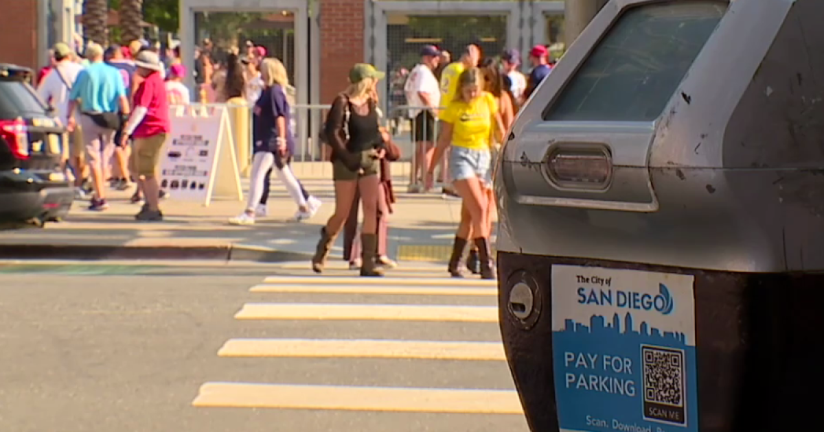 San Diego Padres remind fans of parking meter rate increase near Petco Park