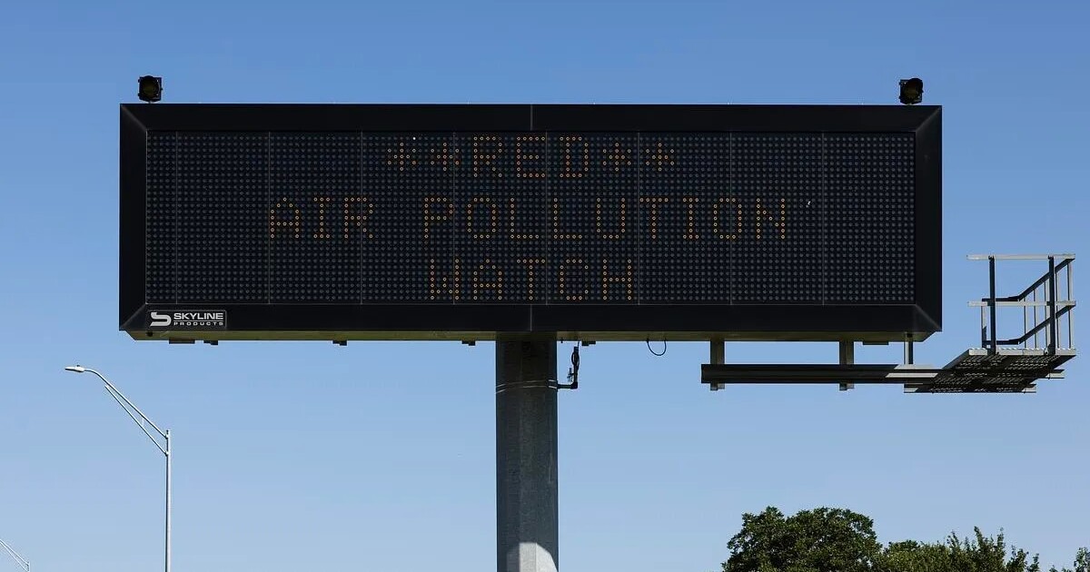 Dallas-Fort Worth could see more harmful levels of ozone. Here’s how to minimize health risks, pollution