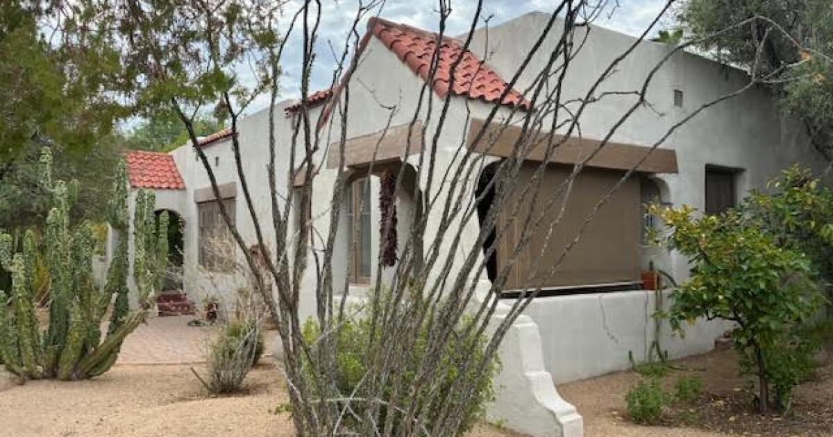 Arizona law will allow multi-family homes on single lots. Historic neighborhoods want to be exempt