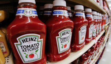 Kraft Heinz undoes blockbuster merger after a decade of changing tastes