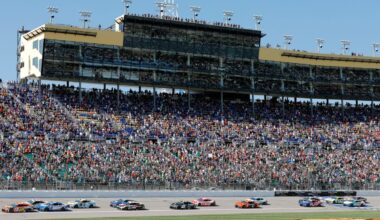 Chase Elliott advances in NASCAR playoffs with dramatic Kansas Speedway victory