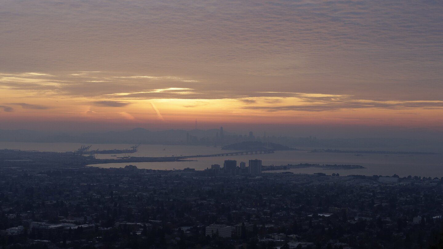 4.3 magnitude earthquake jolts San Francisco area