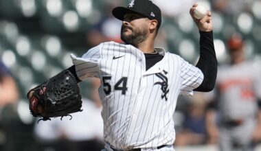 White Sox veteran lefty Martin Pérez exits start because of shoulder soreness