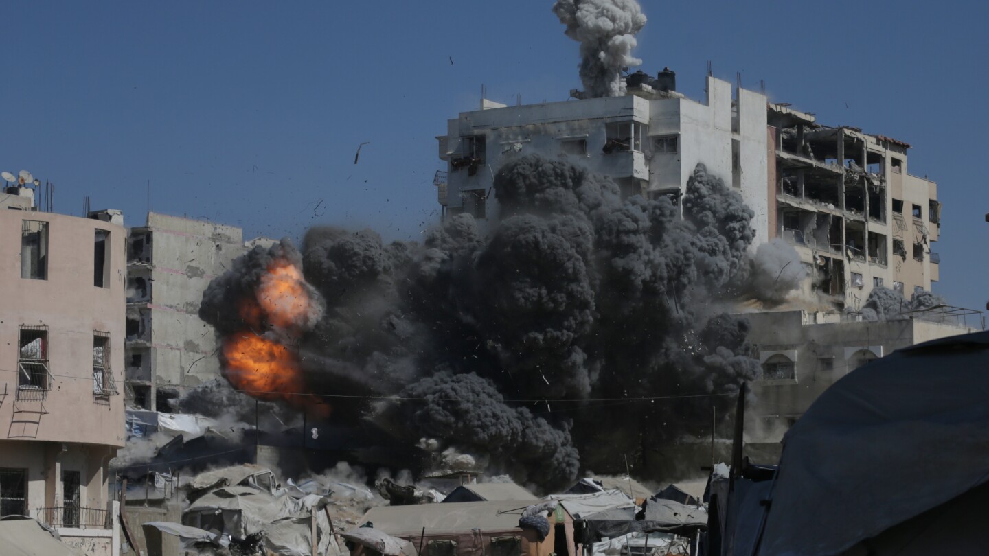 UN overwhelmingly backs two-state solution to Israel-Palestinian conflict