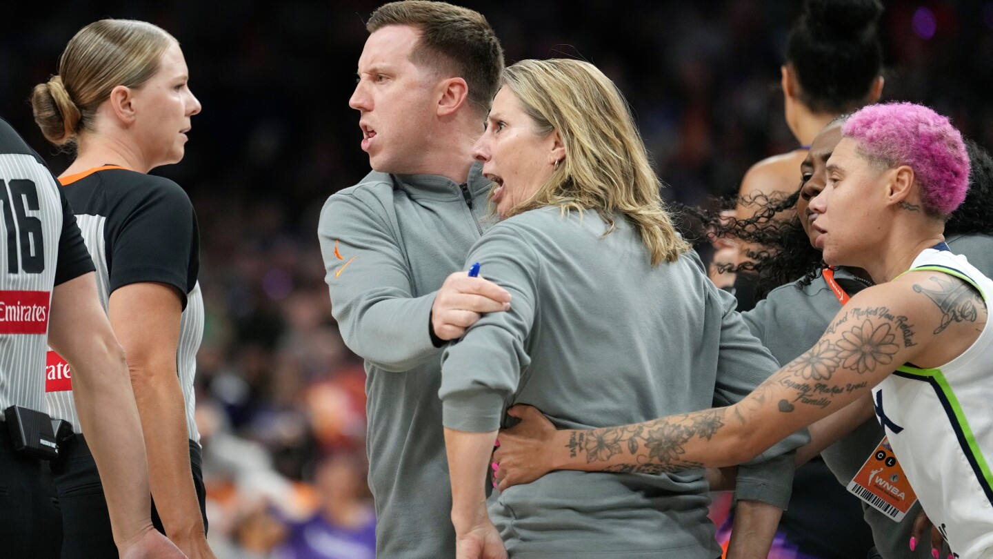 Lynx coach Cheryl Reeve blasts WNBA refs after playoff loss
