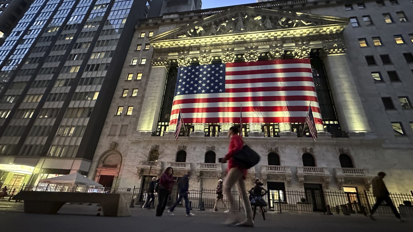 Wall Street rises to its first gain in 4 days