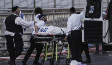 Shooting attack at Jerusalem bus stop kills 6