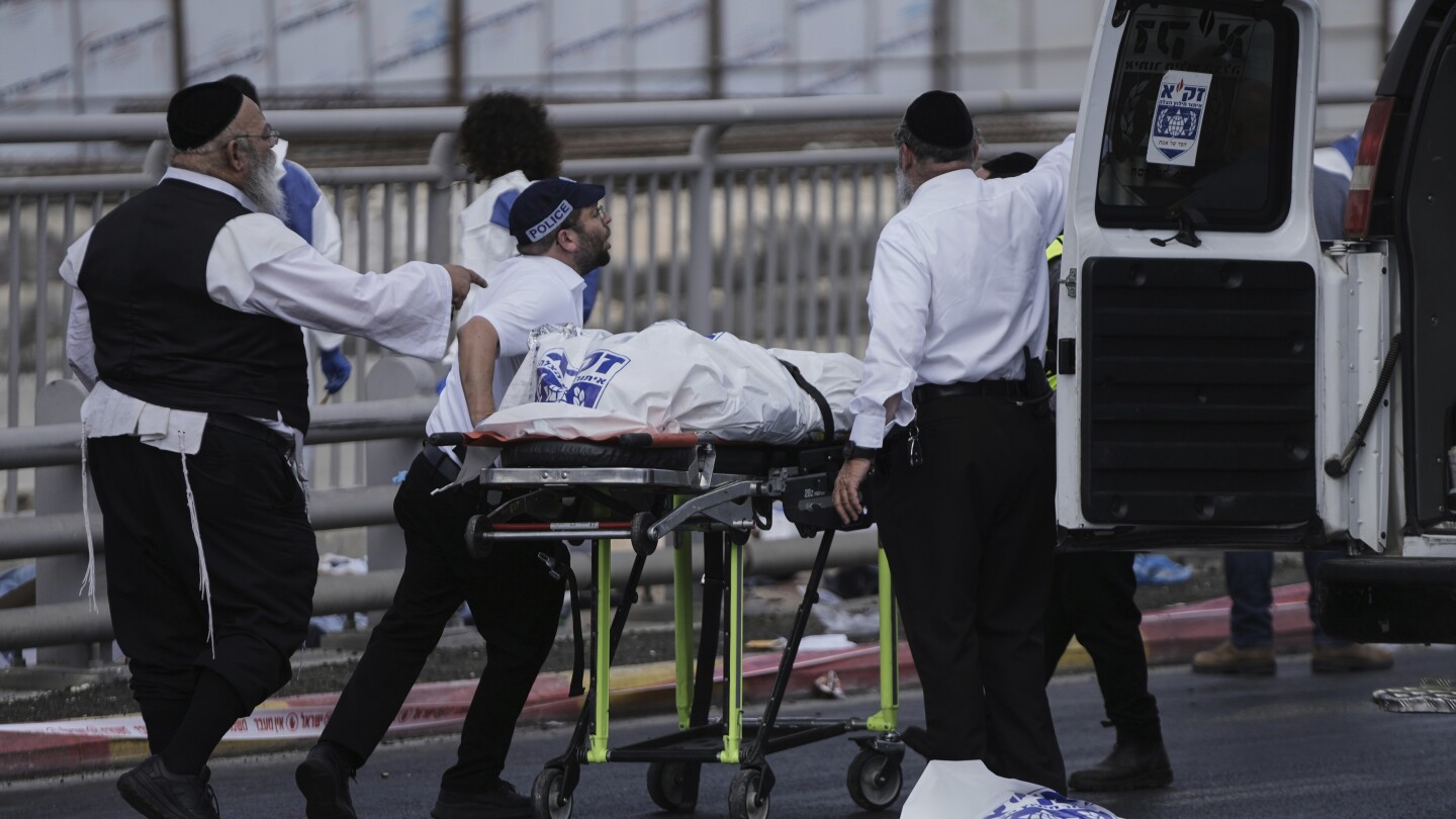 Shooting attack at Jerusalem bus stop kills 6