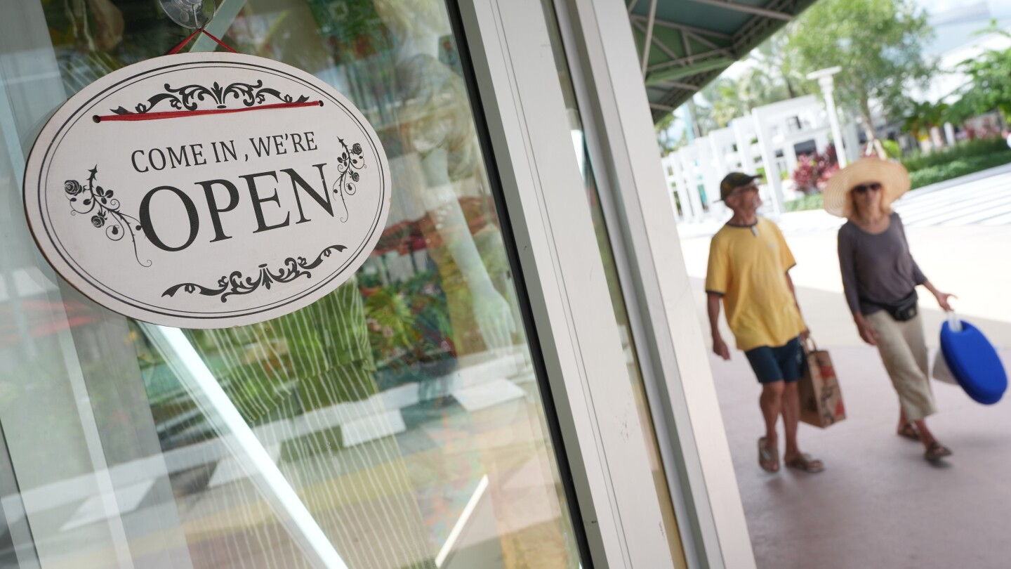US consumer confidence declines again as Americans fret over prices, job market