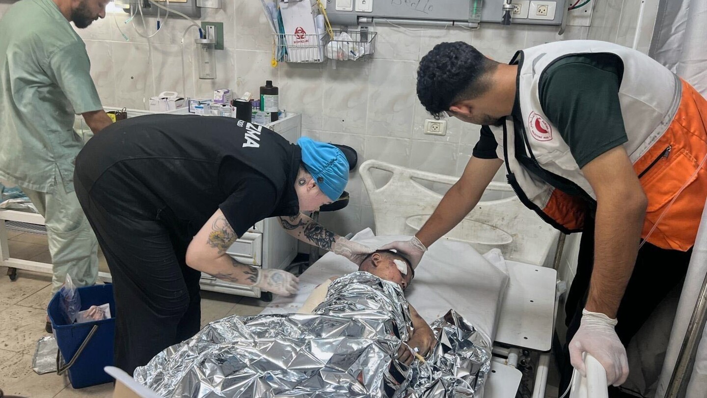 An American nurse in Gaza City films a hospital's collapse