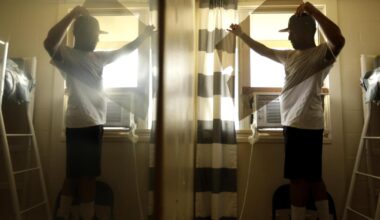Contributor: All L.A. rentals are to be cooled by 2032. Here's how to survive the heat until then