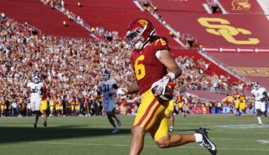 USC spoils Clay Helton's homecoming, routs Georgia Southern