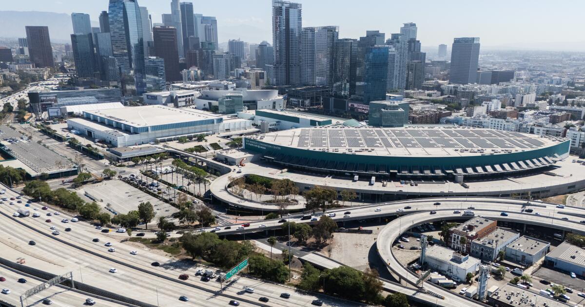 Citing budget fears, L.A. council committee rejects $2.7-billion Convention Center plan