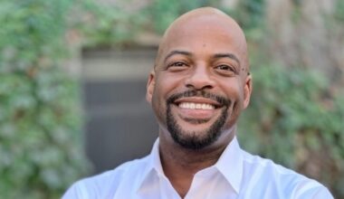 Veteran politician to challenge Kenneth Mejia for L.A. city controller