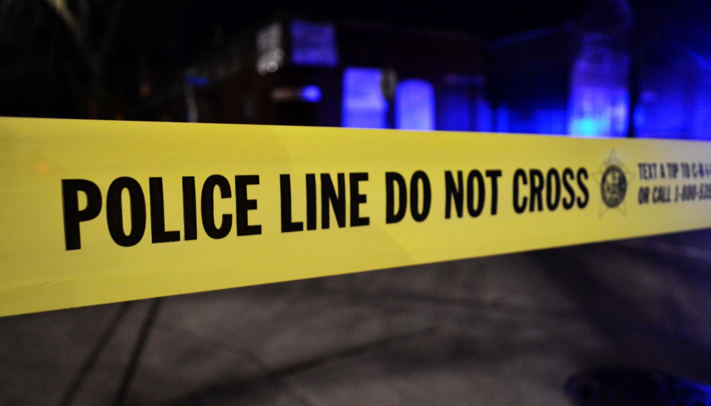 Man shot, killed in Grand Crossing