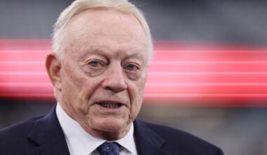 Jerry Jones on observing moment of silence for Charlie Kirk: "We just all abhor violence"