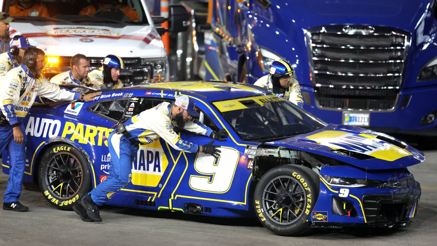 Chase Elliott says 'we've got to make something happen' in next round of Cup playoffs