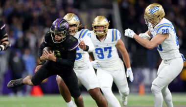 UW Huskies UCLA Demond Williams...