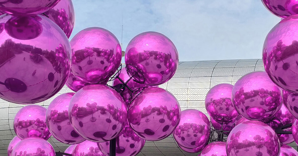 vincent leroy's kinetic cloud sculpture of glossy pink spheres hovers in seoul