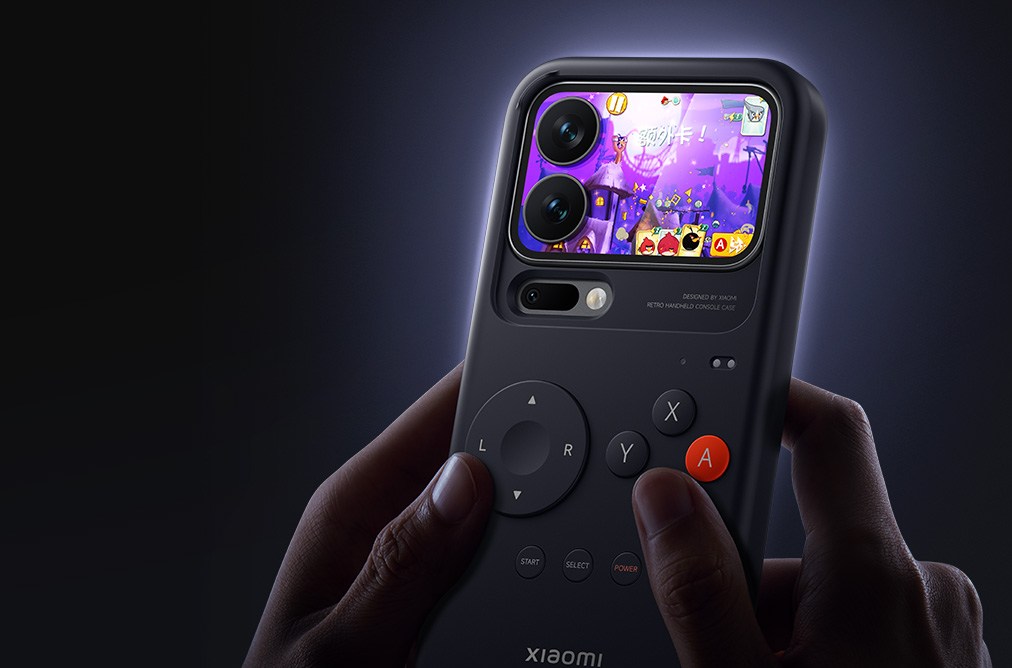 Xiaomi 17 Pro in its retro gamer case, playing a game