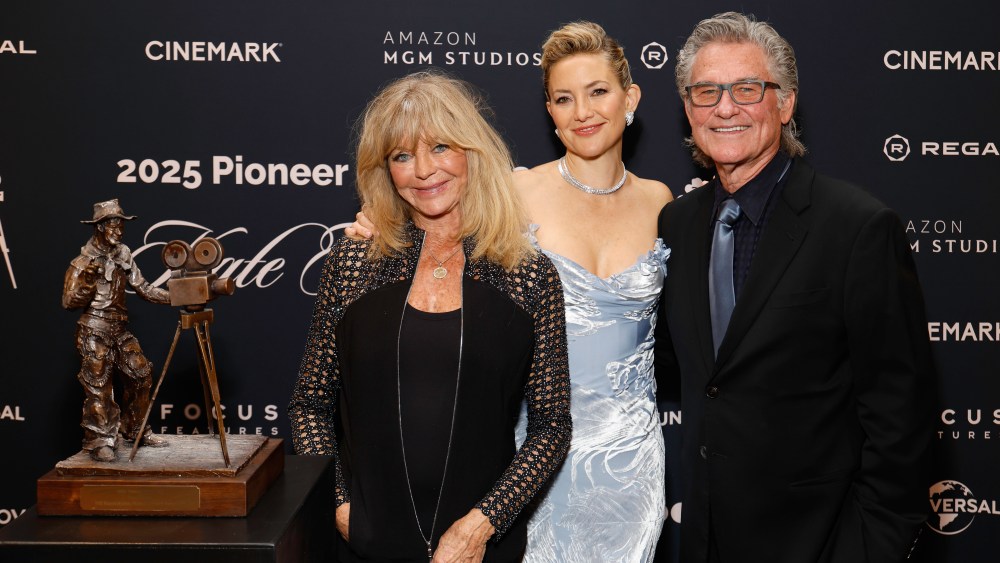 Kate Hudson Praises as Will Rogers Pioneer of the Year