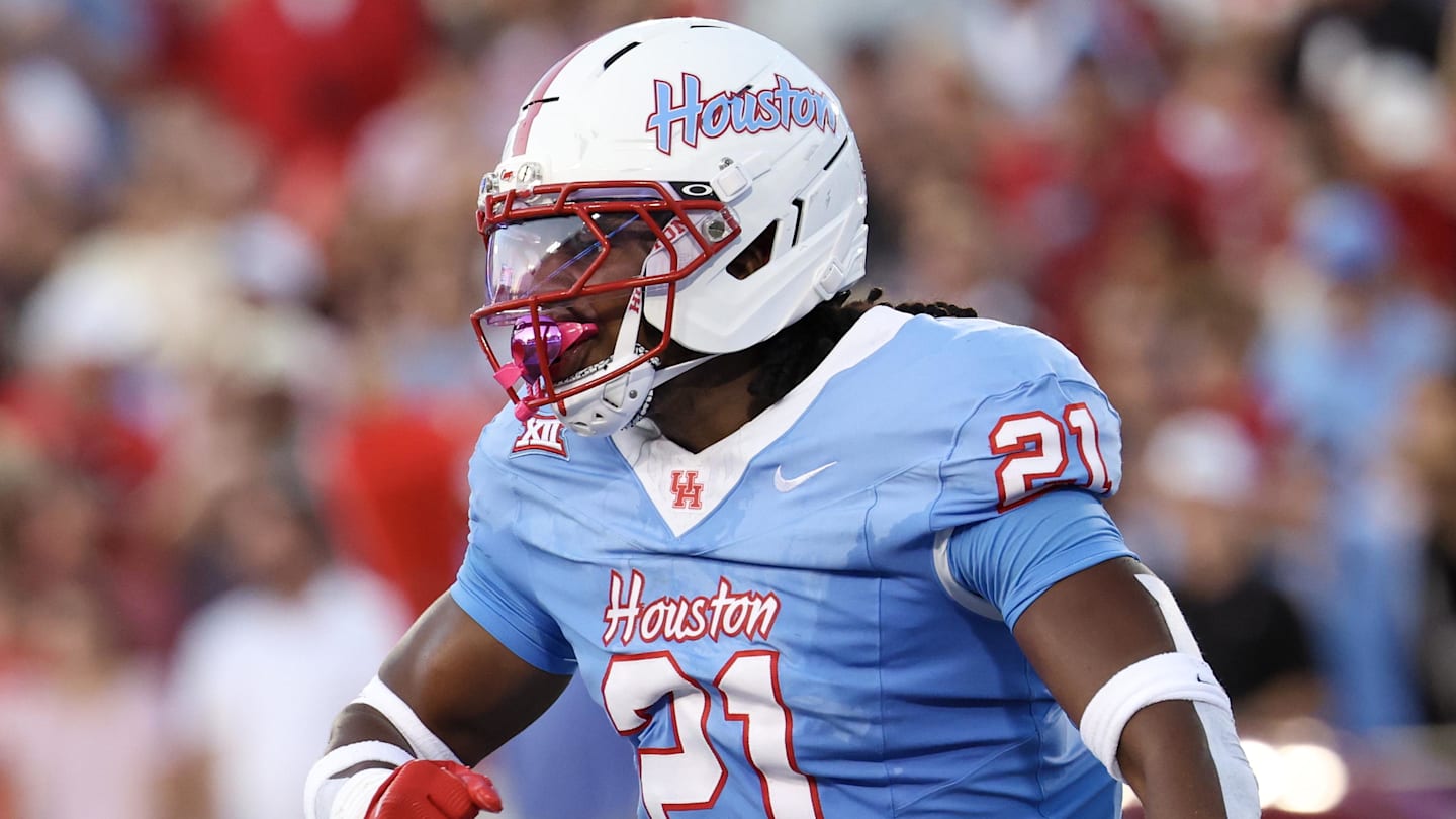 Houston Football Homecoming Matchup Set For Arizona Matchup