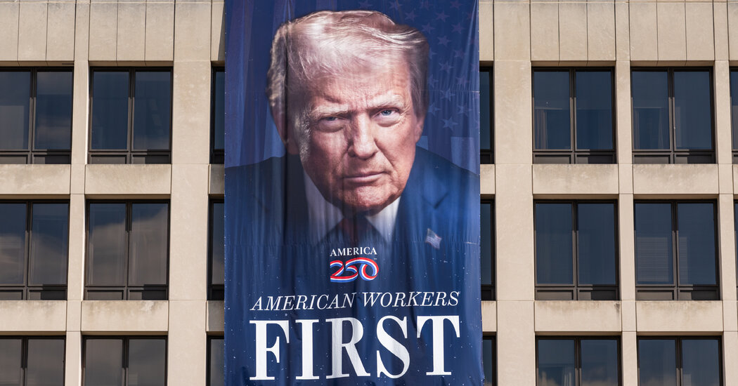 Jobs Report Withheld by Shutdown Leaves Economists Guessing