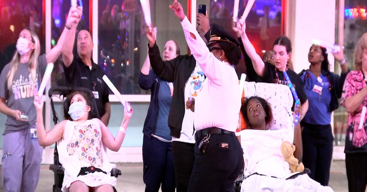 "Good Night Lights" brings joy to kids at Shriners Hospital for Children in Philadelphia