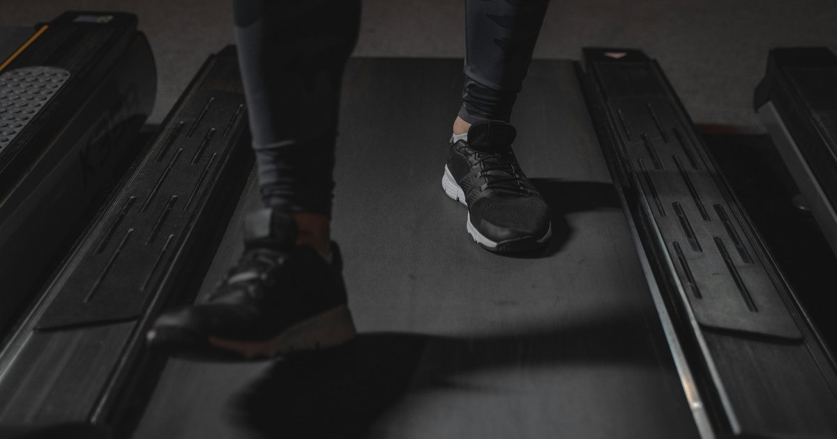 Retro walking improves balance, cognition and cardio, research shows