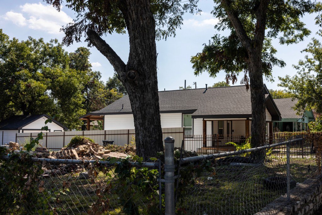 (Maria Crane | Fort Worth Report/CatchLight Local/Report for America)