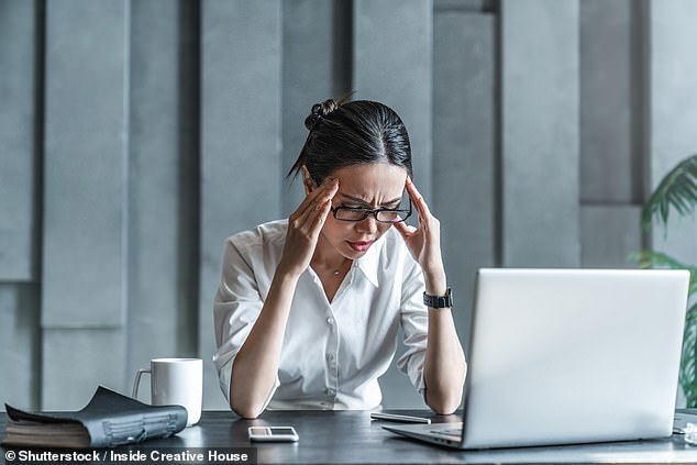 Frequent nausea and dizziness, which many people wrongly put down to heat, stress or exhaustion, are early warning signs for heart disease