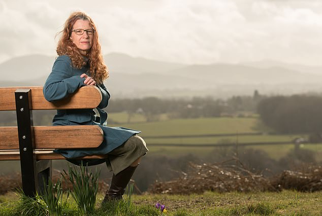 Sue Cunliffe says that after 21 sessions in 2005, she went from a high-functioning paediatrician and mother of three to someone who couldn’t read, write, speak without slurring
