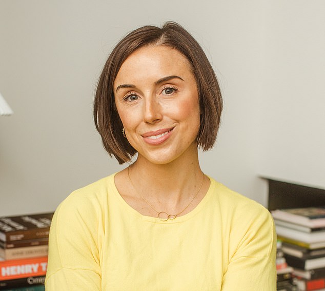 Dr Jenna Macciochi is an immunologist specialising in the intersection of nutrition, movement mind-body practices and lifestyle with the immune system in health and disease
