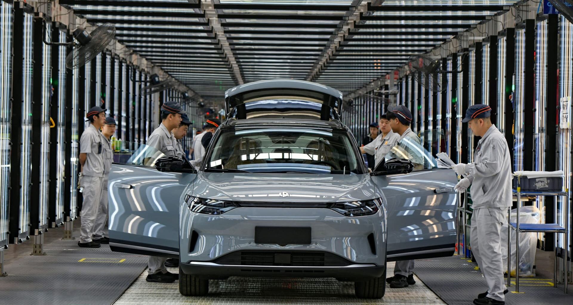 China's industrial profits surge 21.6% in September, biggest jump in nearly two years