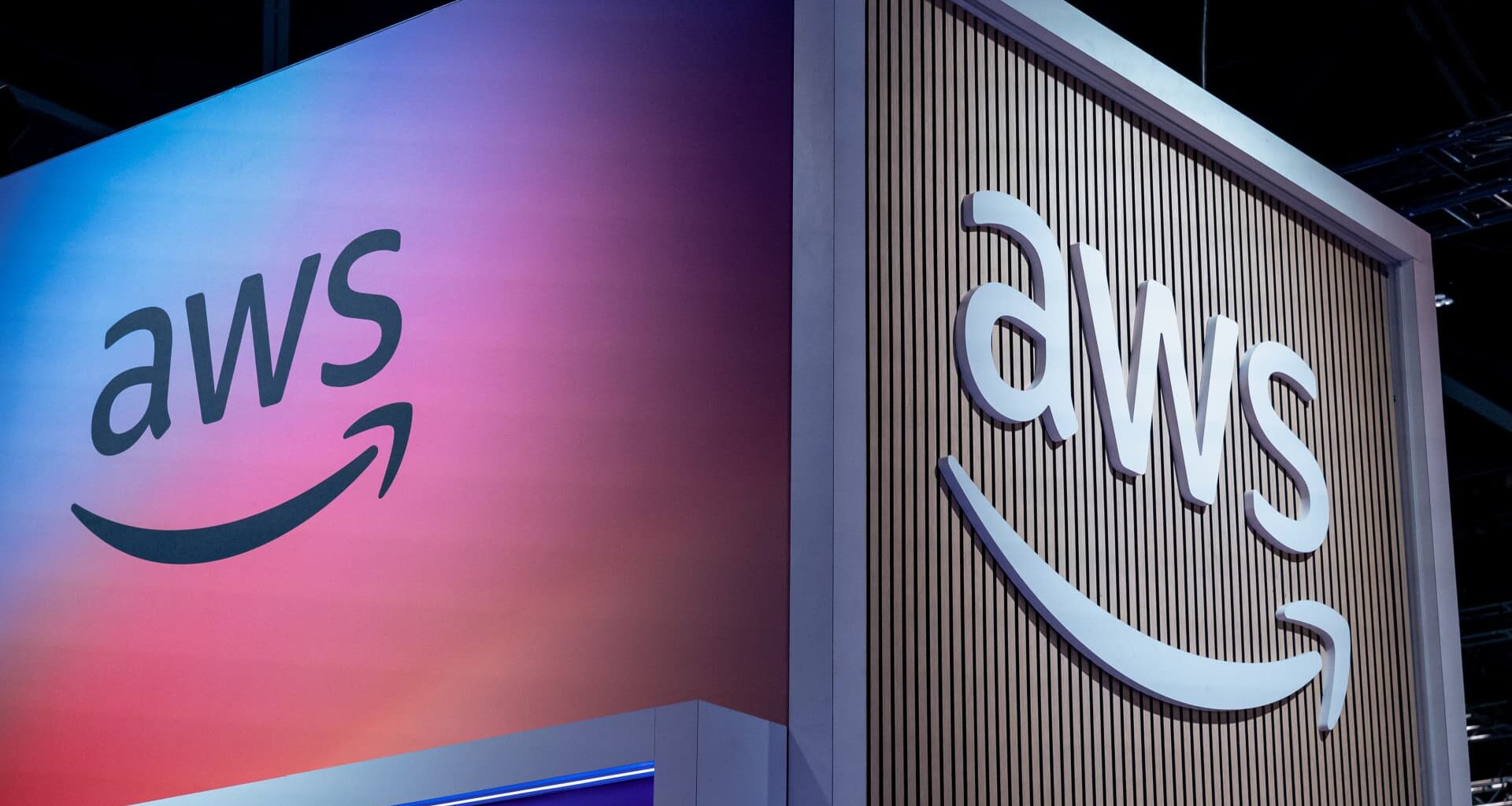Amazon Web Services outage takes down major websites