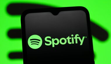 Spotify moves further into AI music with Sony, Universal, Warner