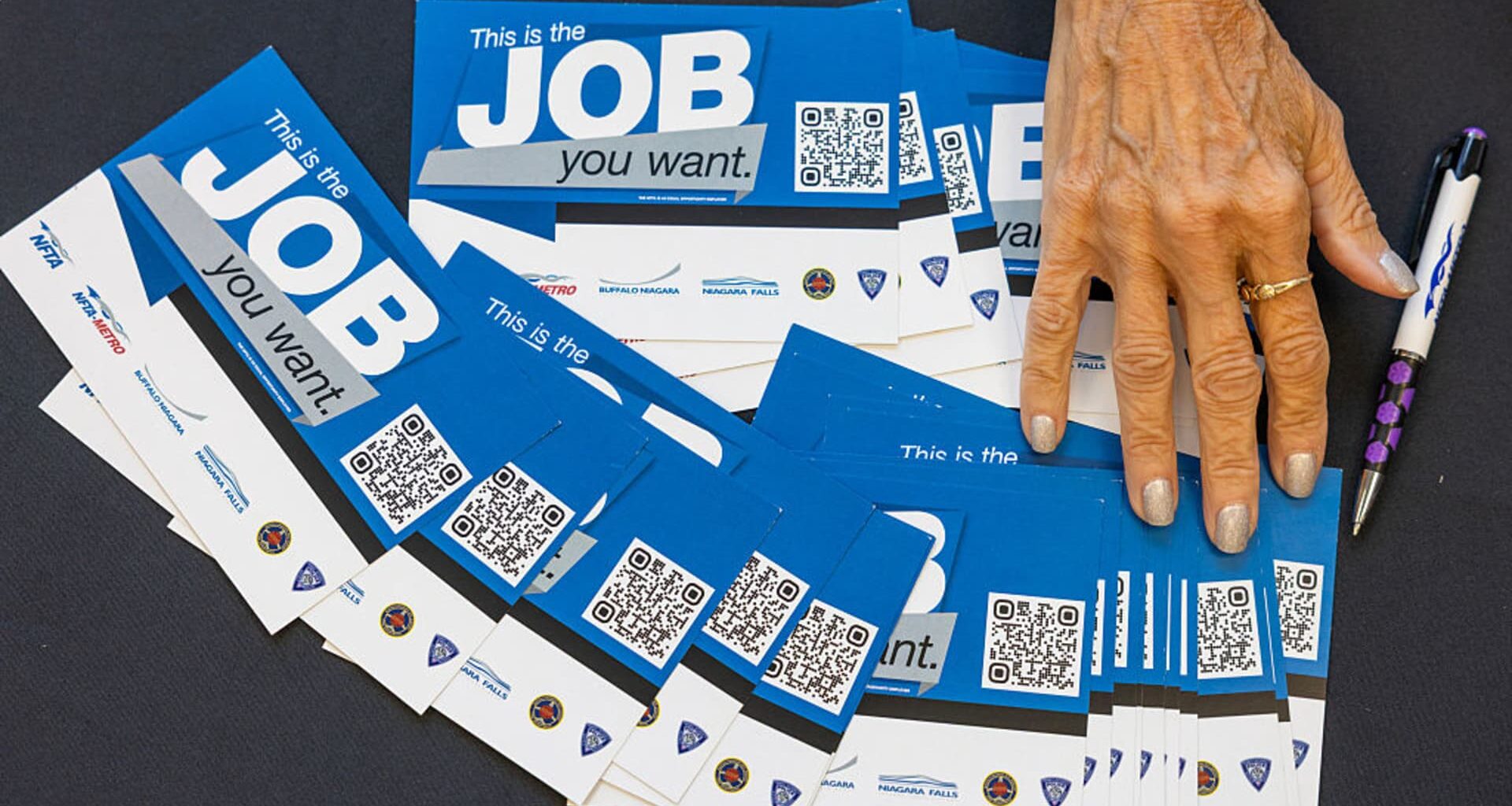 Private sector created nearly 15,000 jobs a week over the past month, preliminary ADP data shows