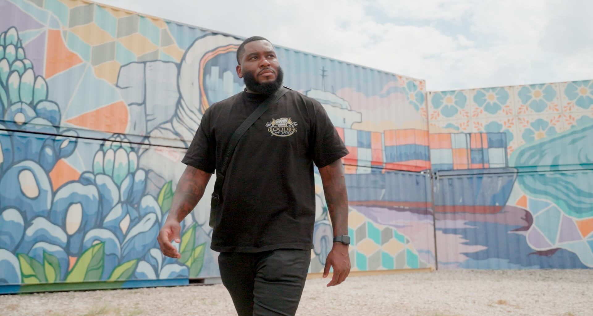 How this 32-year-old's Houston food truck brings in over $1 million a year