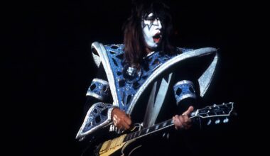 Kiss lead guitarist Ace Frehley dies at 74