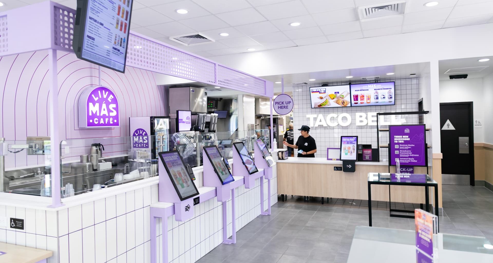 Taco Bell woos younger crowd with Live Más Café flashy beverages