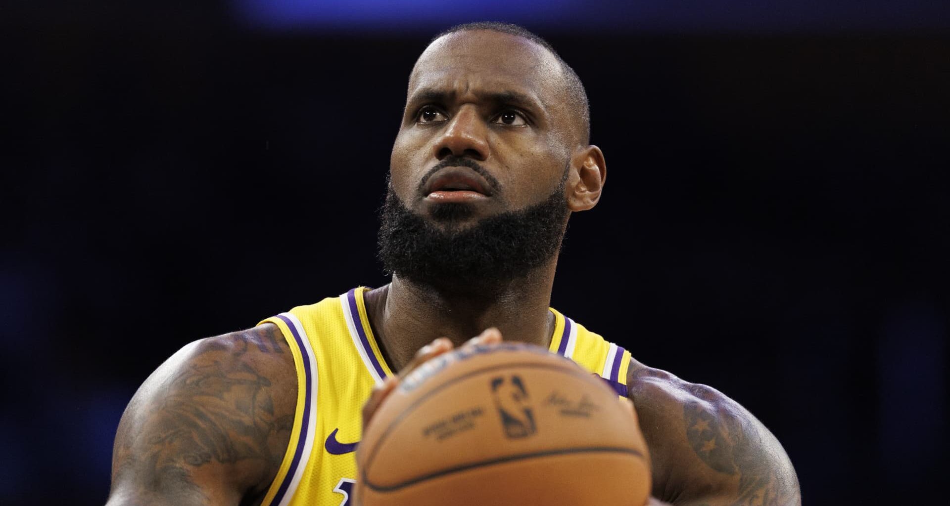 LeBron James injury information leaked to bettors, indictment suggests