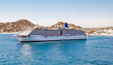 Greece on alert as Israeli cruise ship approaches