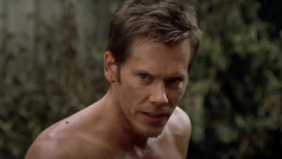 Kevin Bacon tearing up his yard in Stir of Echoes.