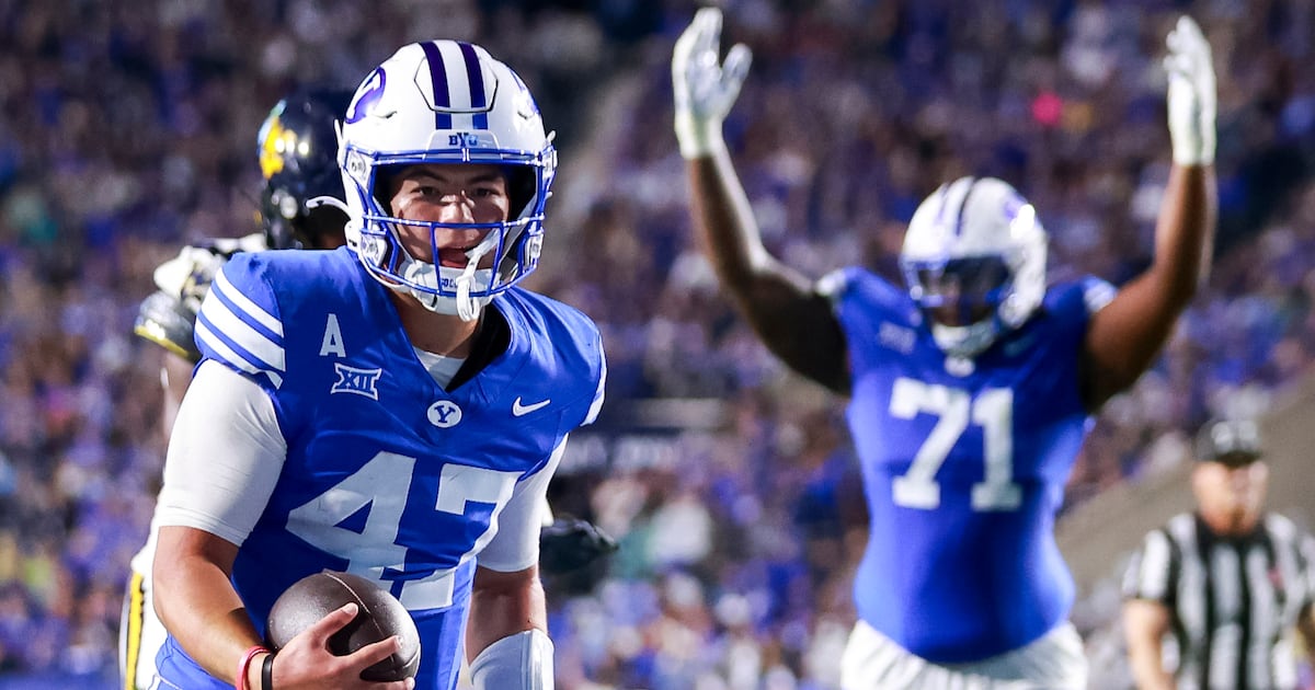 Cougars defeat West Virginia, move to 5-0 – Deseret News