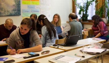 Internet favors the development of flexible identities among language learners